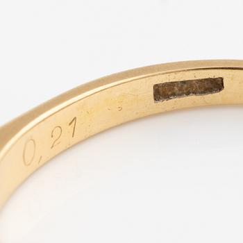 Ring, half eternity, 18K gold and brilliant-cut diamonds.