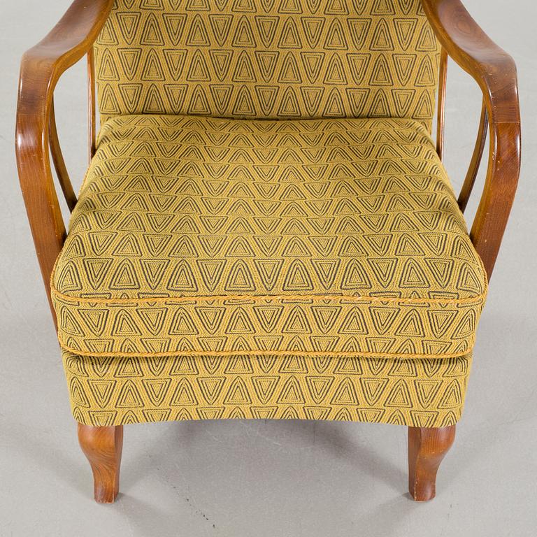 A mid 20th century armchair.