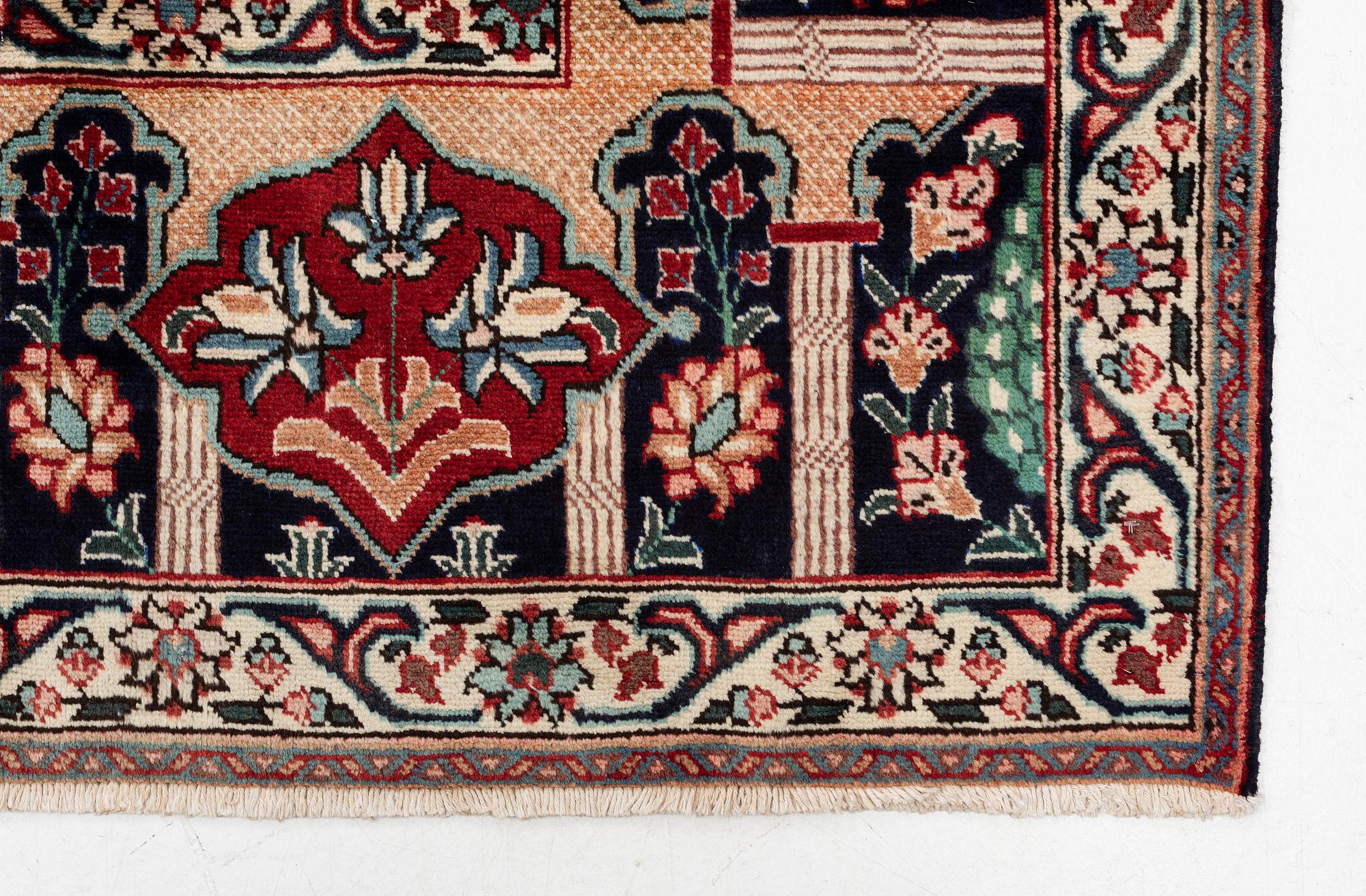 Carpet, Tabriz, approx. 423 x 330 cm.