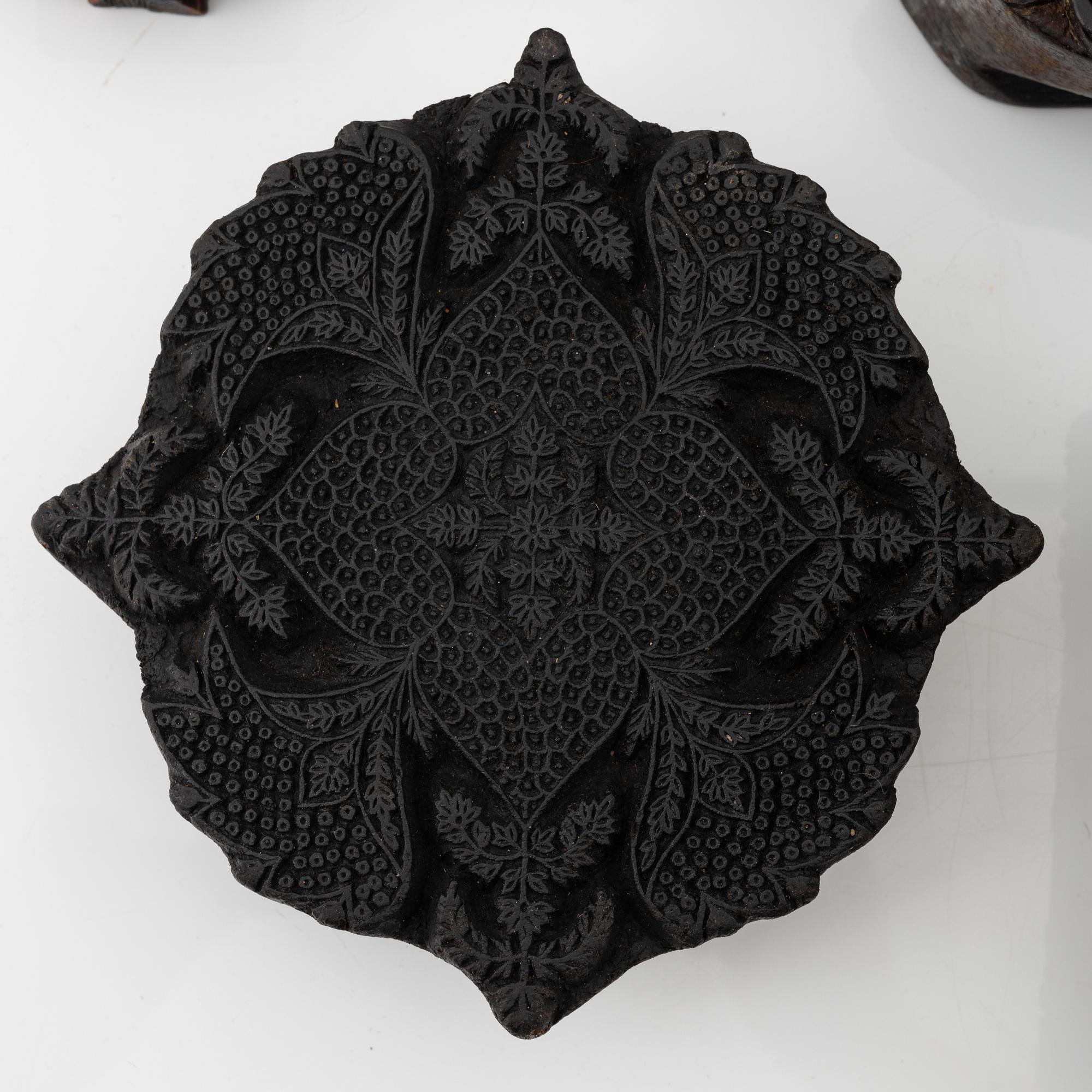 Tolv trästämplar för textil, Persien (Iran), 1900-tal.