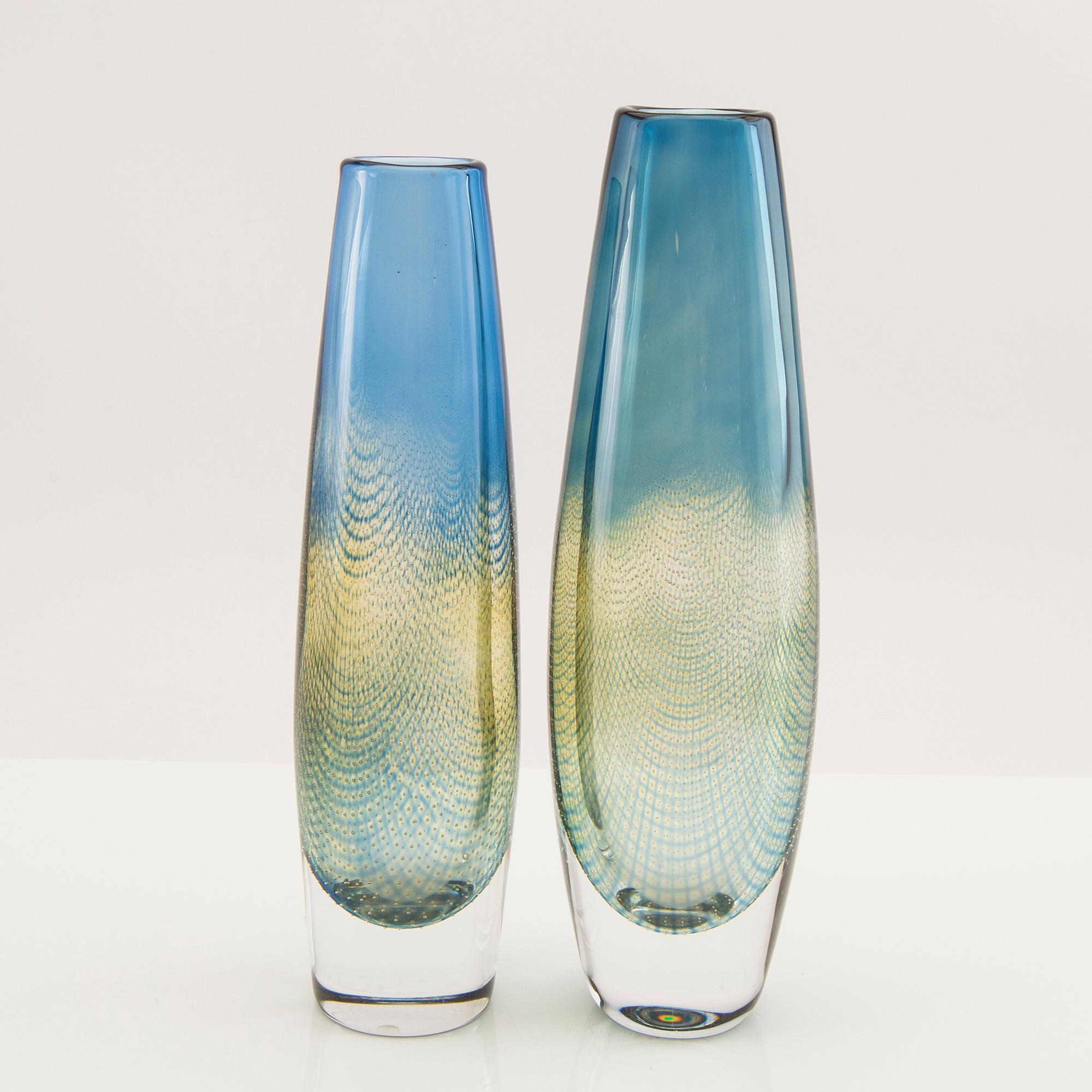Sven Palmqvist, vases 2 pcs. "Kraka" Orrefors signed and numbered.