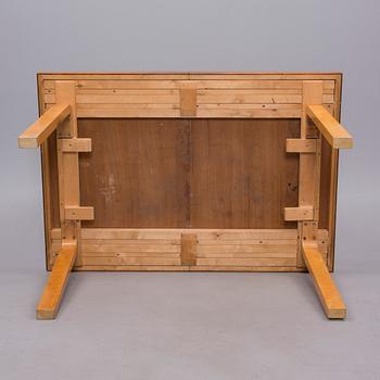 RUOKAPÖYTÄ, malli 92, Alvar Aalto, Artek 1950-luku.