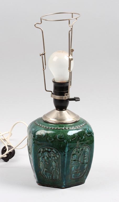 BORDSARMATUR, keramik, Kina.