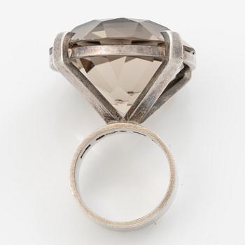 Anders Högberg, Ring, silver with faceted smoky quartz, Gothenburg 1972.