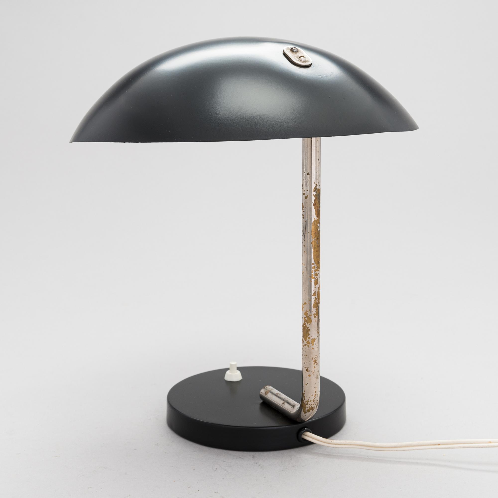 Paavo Tynell, a 1930's '5310' table lamp for Taito.