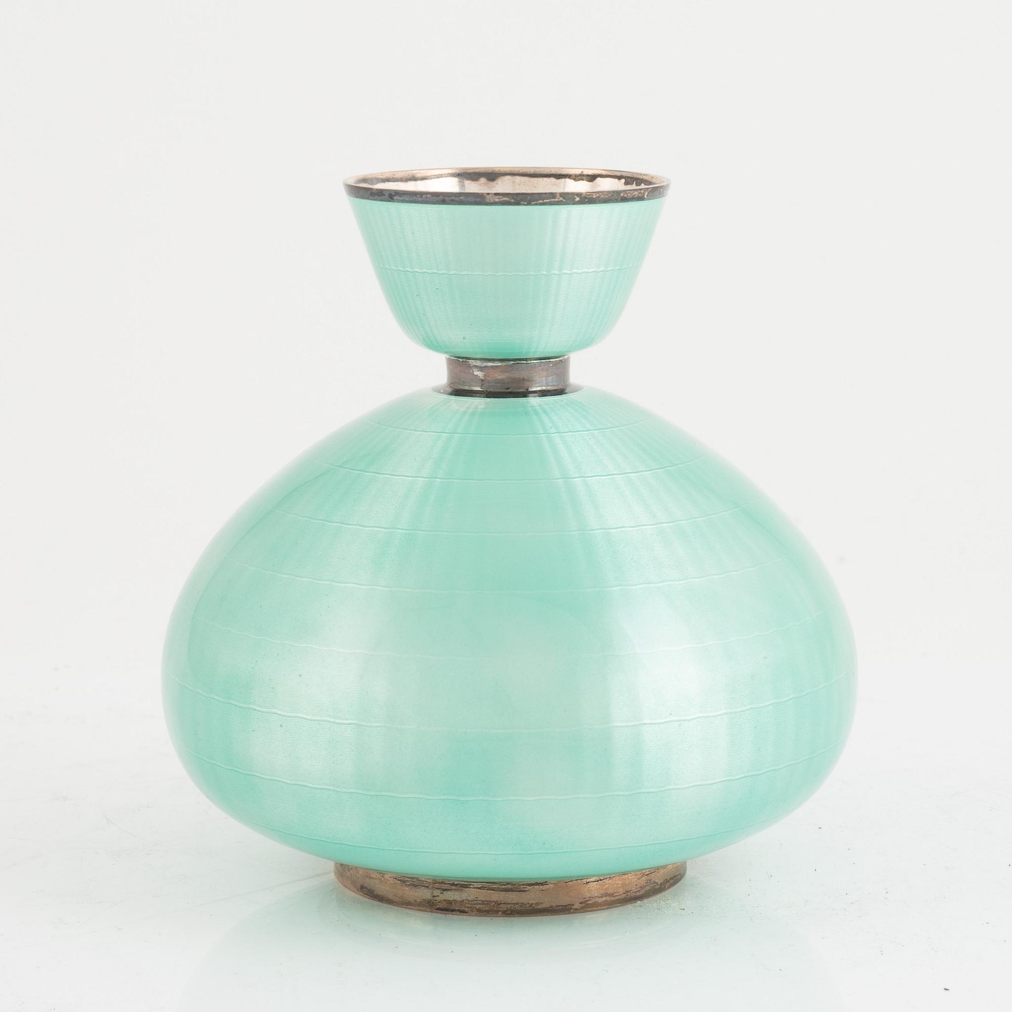 David-Andersen, vas, sterling silver och emalj, modell 4033, Norge.