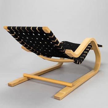 Alvar Aalto, A 1980's chaise Lounge '43' for Artek.