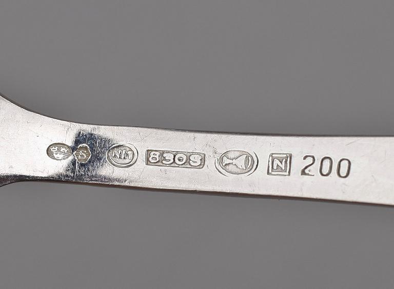 PARTI BESTICK, silver, flertal tillverkare, mest Sverige, 1800-1900-tal. Tot vikt ca 750 gram.