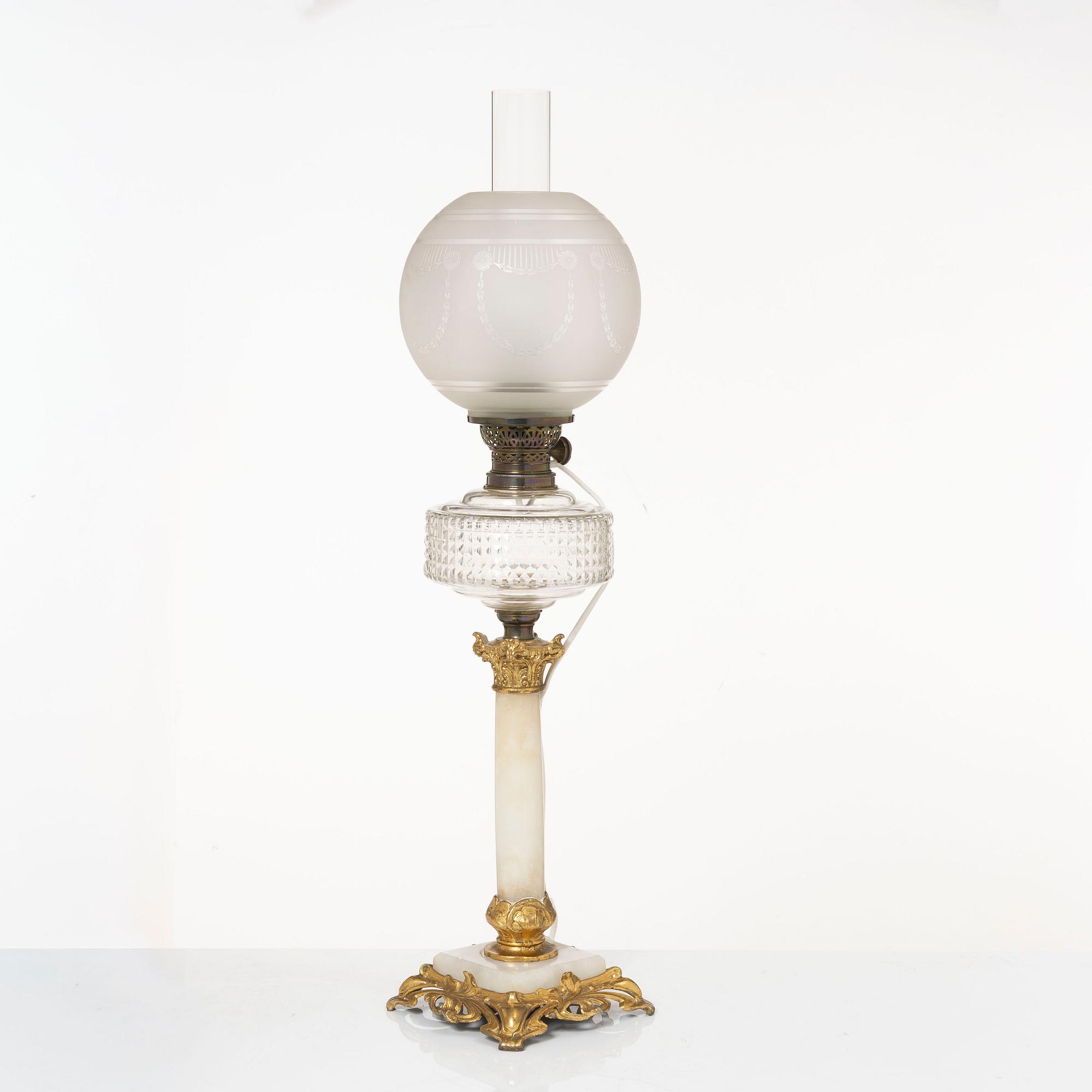 Bordslampa, omkring år 1900.