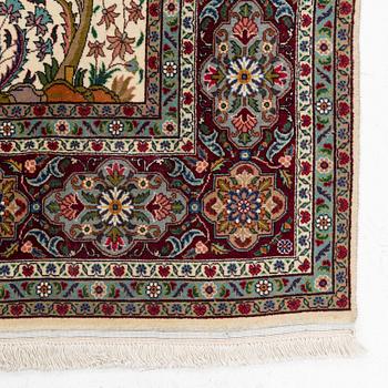 A carpet, Tabriz, part silk, ca 266 x 176 cm.