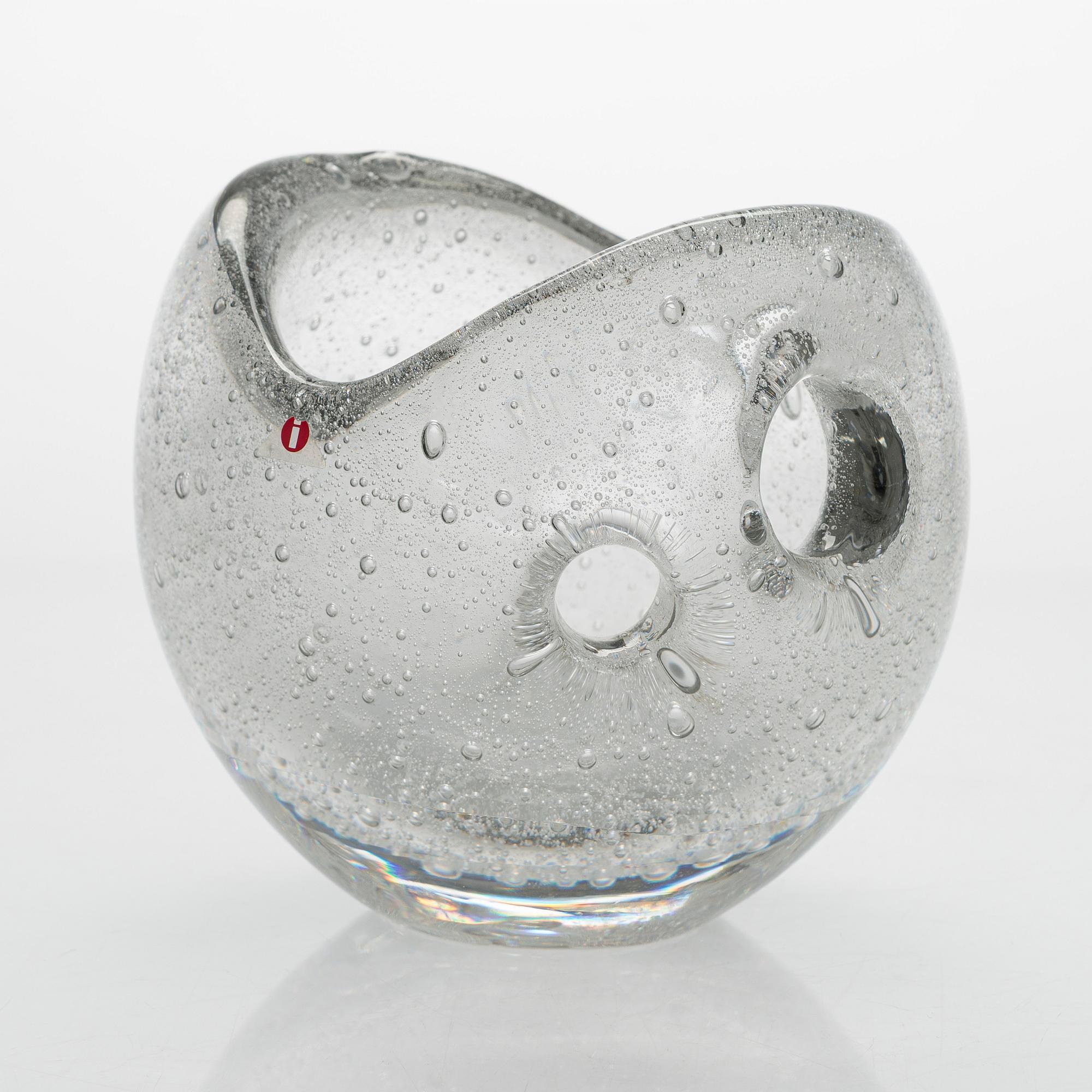 Timo Sarpaneva, glasskulptur, "Hiidenhelmi" (Jättens pärla), signerad Timo Sarpaneva - 2149.
