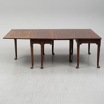 A two-piece mahogany gate leg table, 19th Century.