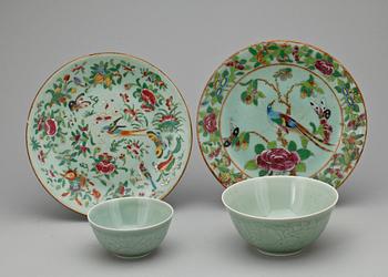 TALLRIKAR, 2 st samt SKÅLAR, 2 st, porslin, Kina, delvis 1800-tal.