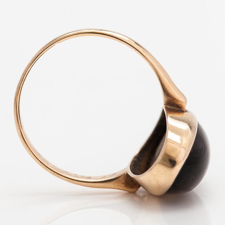 A 14K gold ring with a smoky quartz. Westerback, Helsinki 1957.