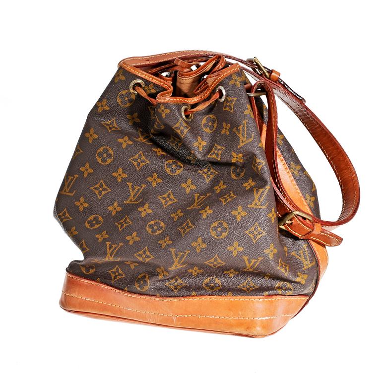 An early 1980s monogram canvas handbag by Louis Vuitton, "Noé".