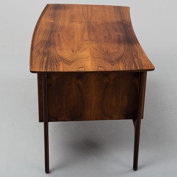 SVEN AAGE MADSEN, a Danish rosewood veneered desk, Sigurd Hansen, 1950's/60's.