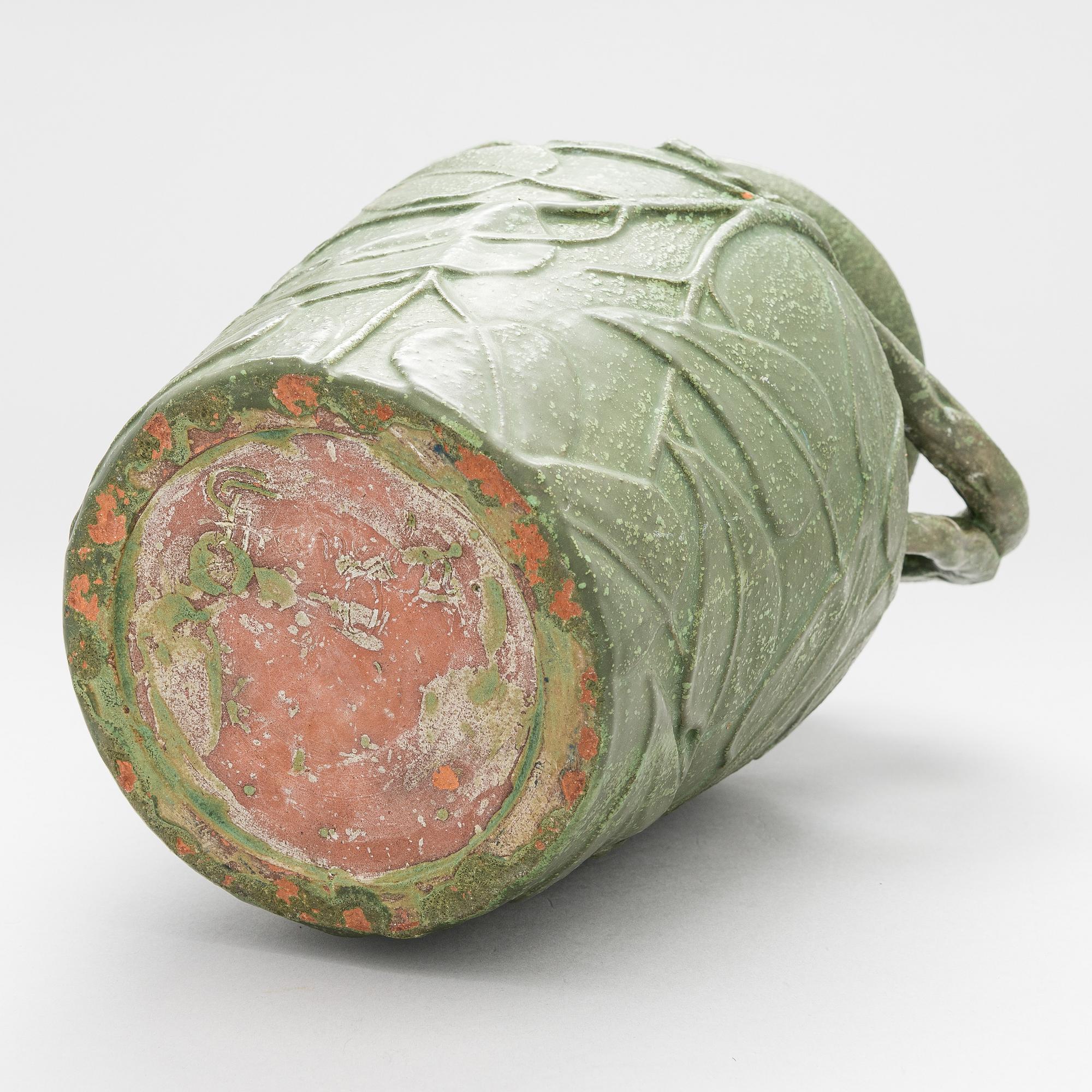 KRUKA, keramik, 1900-talets första hälft.