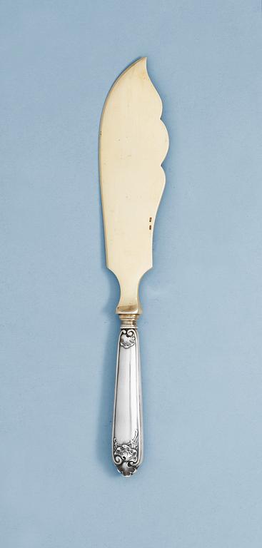 A RUSSIAN PARCEL-GILT SERVING KNIFE, Makers mark of Alexander Lubavin, St. Petersburg 19th/20th century.