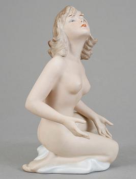 FIGURIN, porslin. Wallendorf, Tyskland, efter 1963.