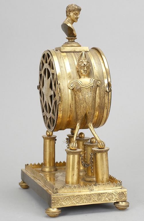 BORDSUR, förgylld mässing, 1800-talets slut.