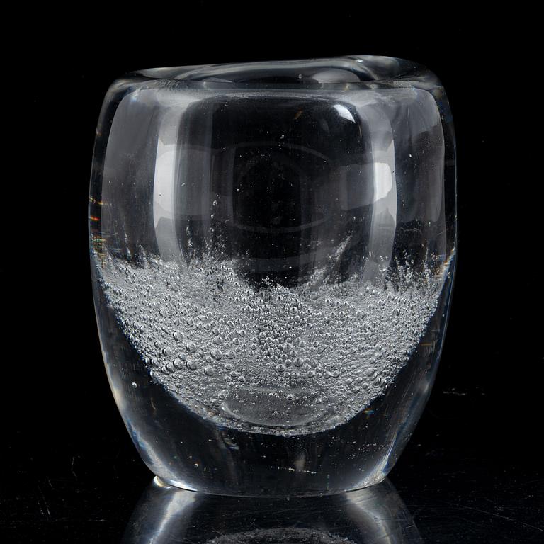 Kaj Franck, a model '3239' glass vase, Iittala, Finland.