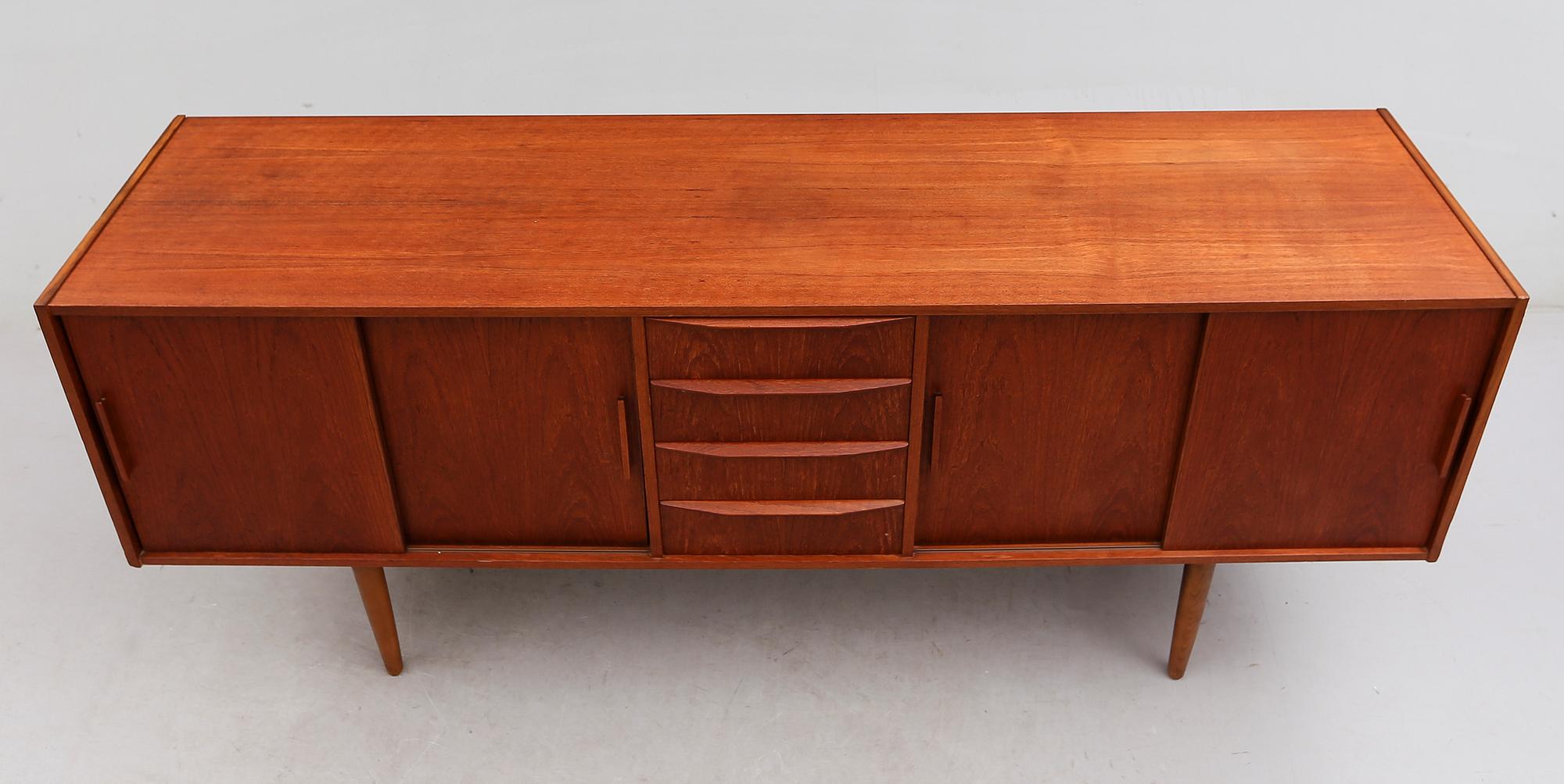 SIDEBOARD, Danmark, 1900-talets andra hälft.