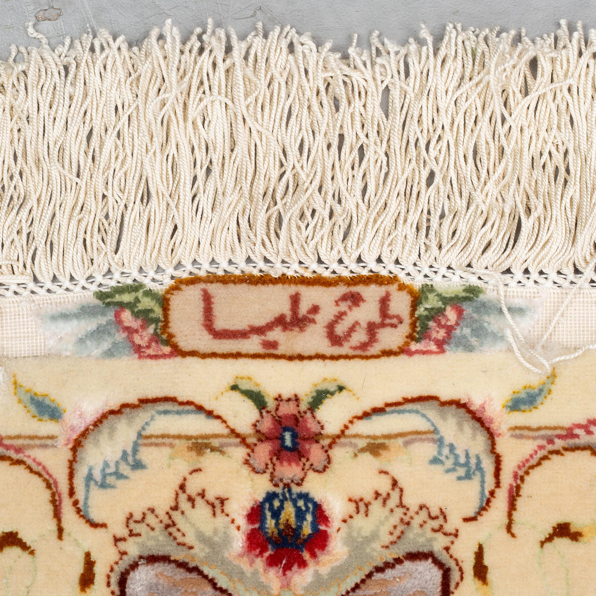 MATTA, Täbris, part silk, ca 350 x 244 cm.