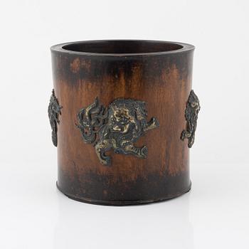 A wooden scroll/brush pot, late Qing dynasty.