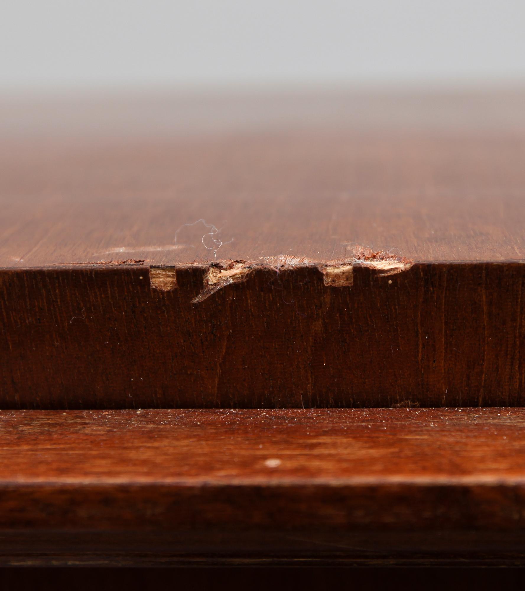 BOKHYLLA, Karl Johanstil, omkring år 1900.