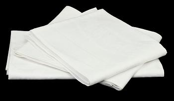 DAMASTDUKAR, 3 st samt SERVETTER, 7 + 9 + 12, 1900-tal.