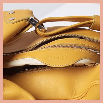 VÄSKA, Tod's.