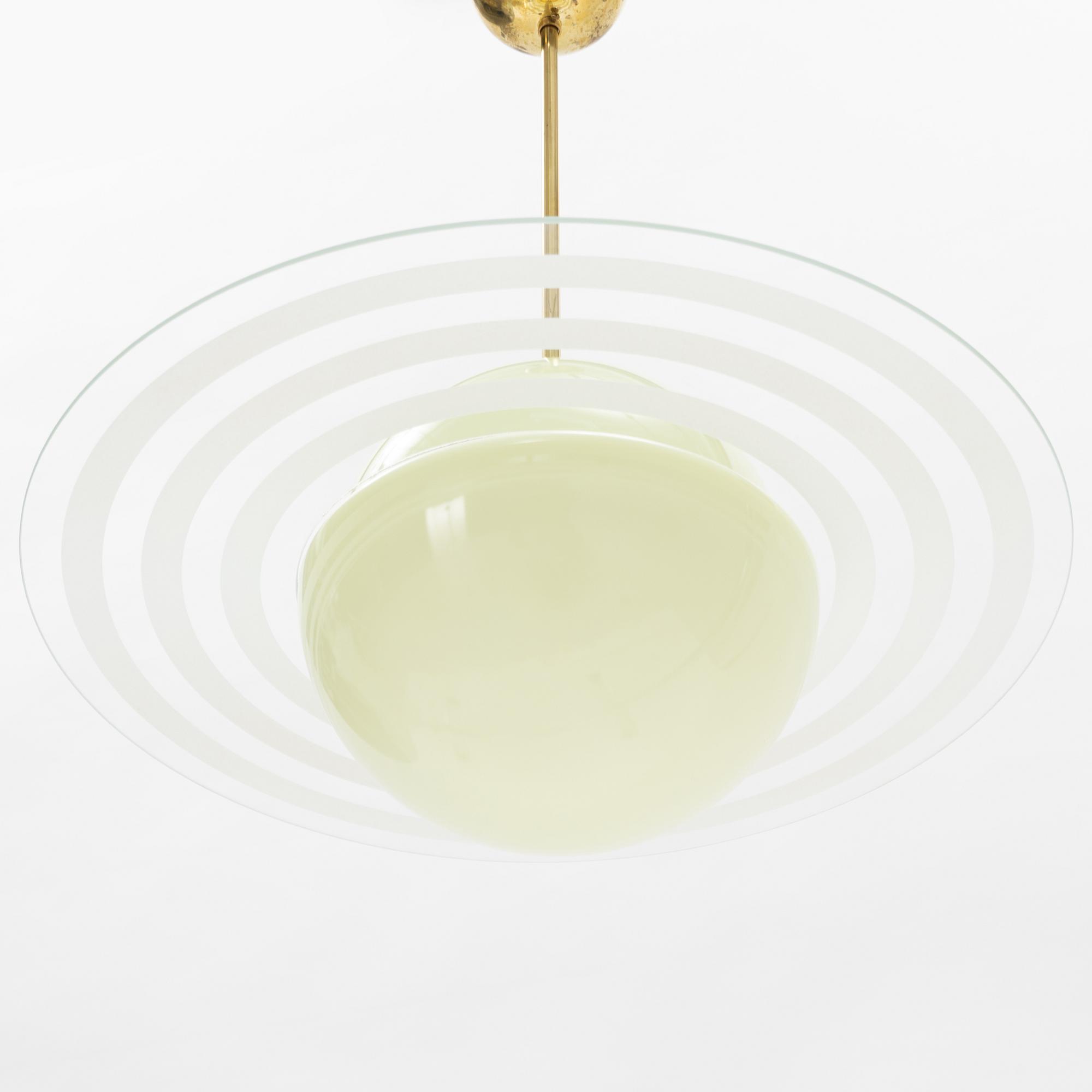 Taklampa, Saturnus-modell.