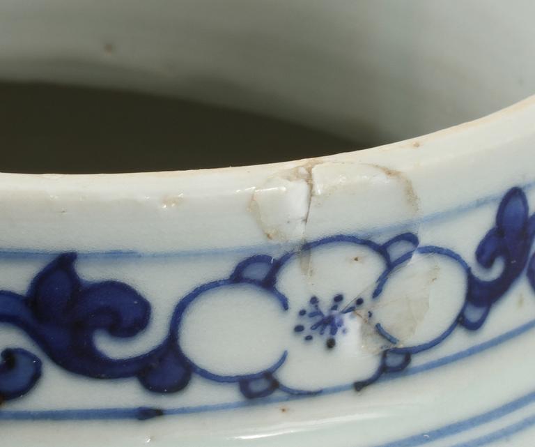 LOCKURNA, porslin, Kina, omkring sekelskiftet 1900.