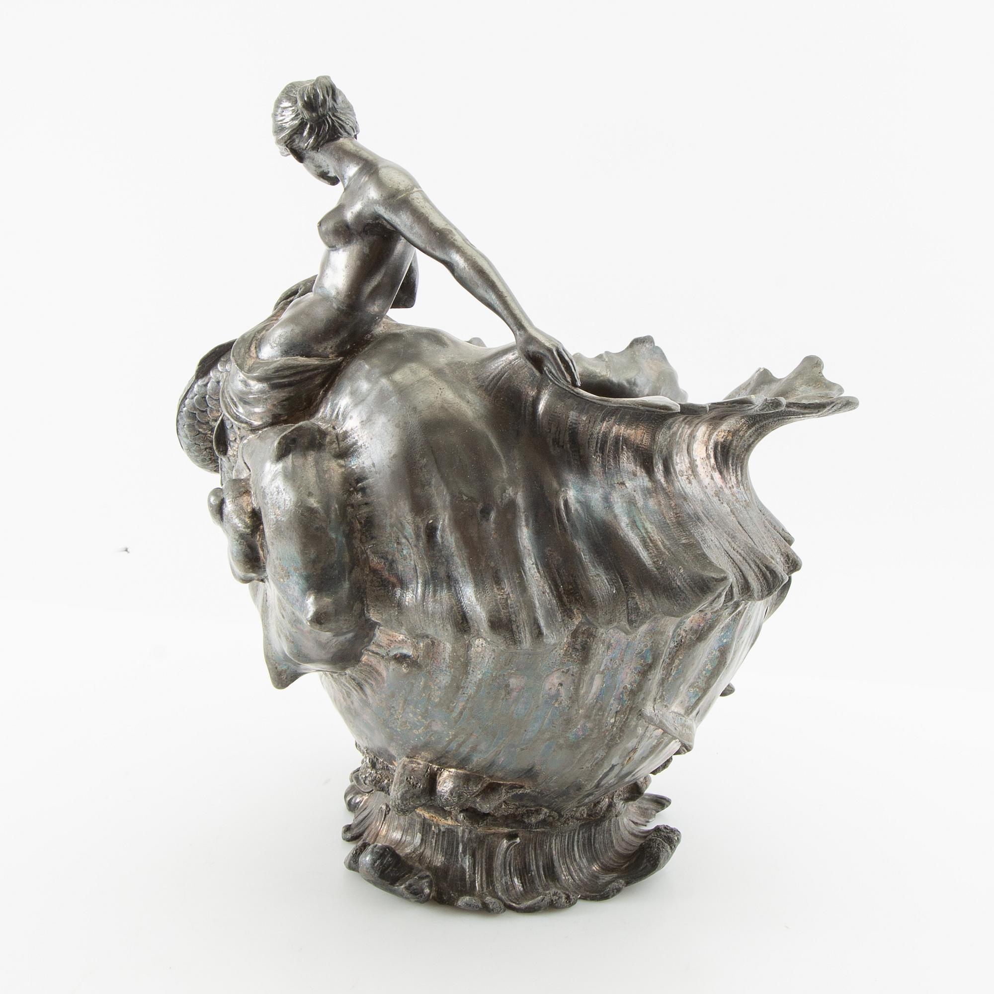 Ytterfoder Jugend Würtembergische Metallwarenfabrik (WMF) omkring 1900.