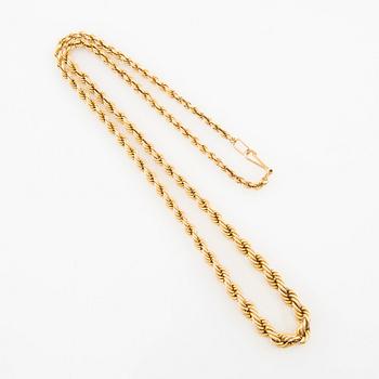 Necklace with a graduated Cordell link in 14K gold.