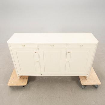 Carl Malmsten, sideboard "Herrgården" Waggeryds Möbelfabrik, second half of the 20th century.