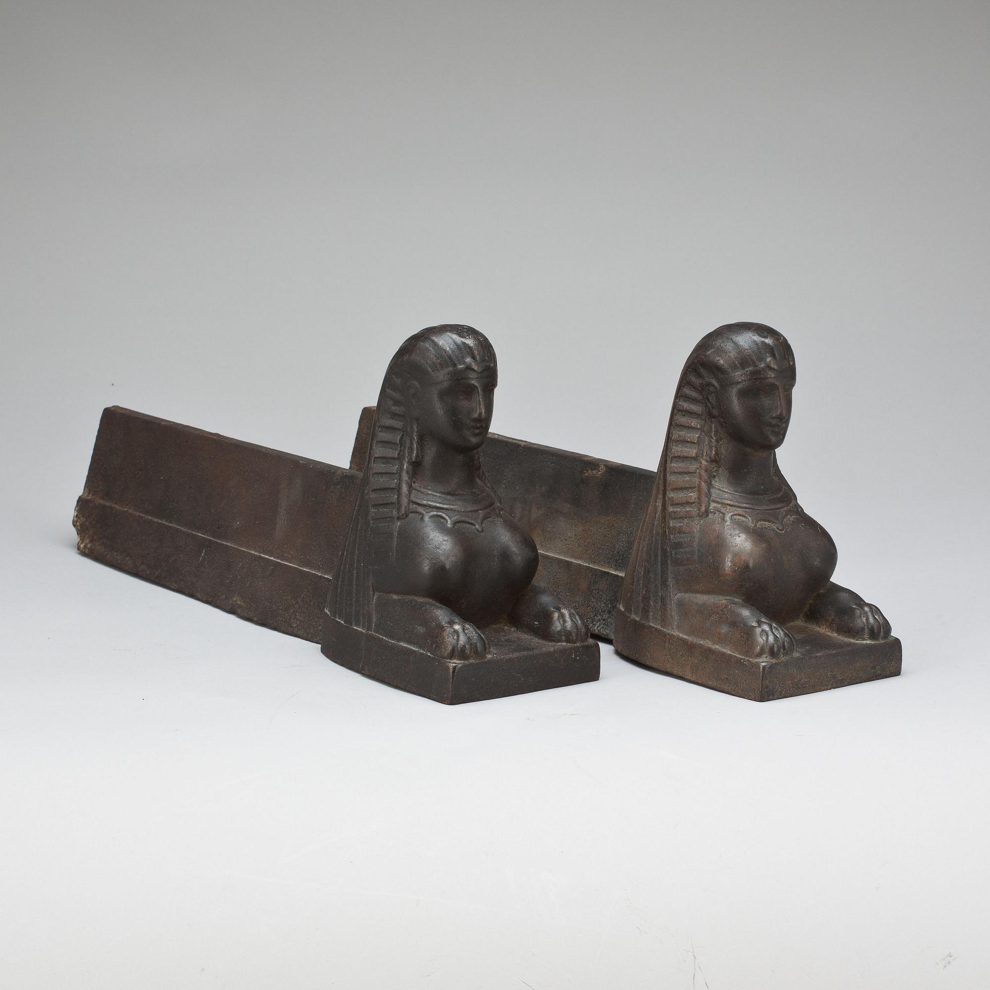 ELDHUNDAR, ett par. Gjutjärn. 1900-tal.