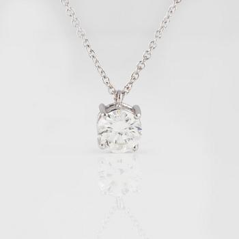HÄNGE, 18K vitguld med briljantslipad diamant 1.02 ct. Vikt 2,9 gram.
