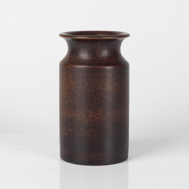 Erich & Ingrid Triller, a stoneware vase, Tobo, Sweden.