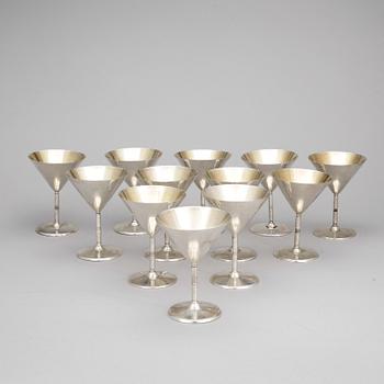 COCKTAILBÄGARE, 12 st, silver, CA Kjernås Eftr, Göteborg 1931-32. Tot ca 1248 gram.
