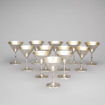 COCKTAILBÄGARE, 12 st, silver, CA Kjernås Eftr, Göteborg 1931-32. Tot ca 1248 gram.