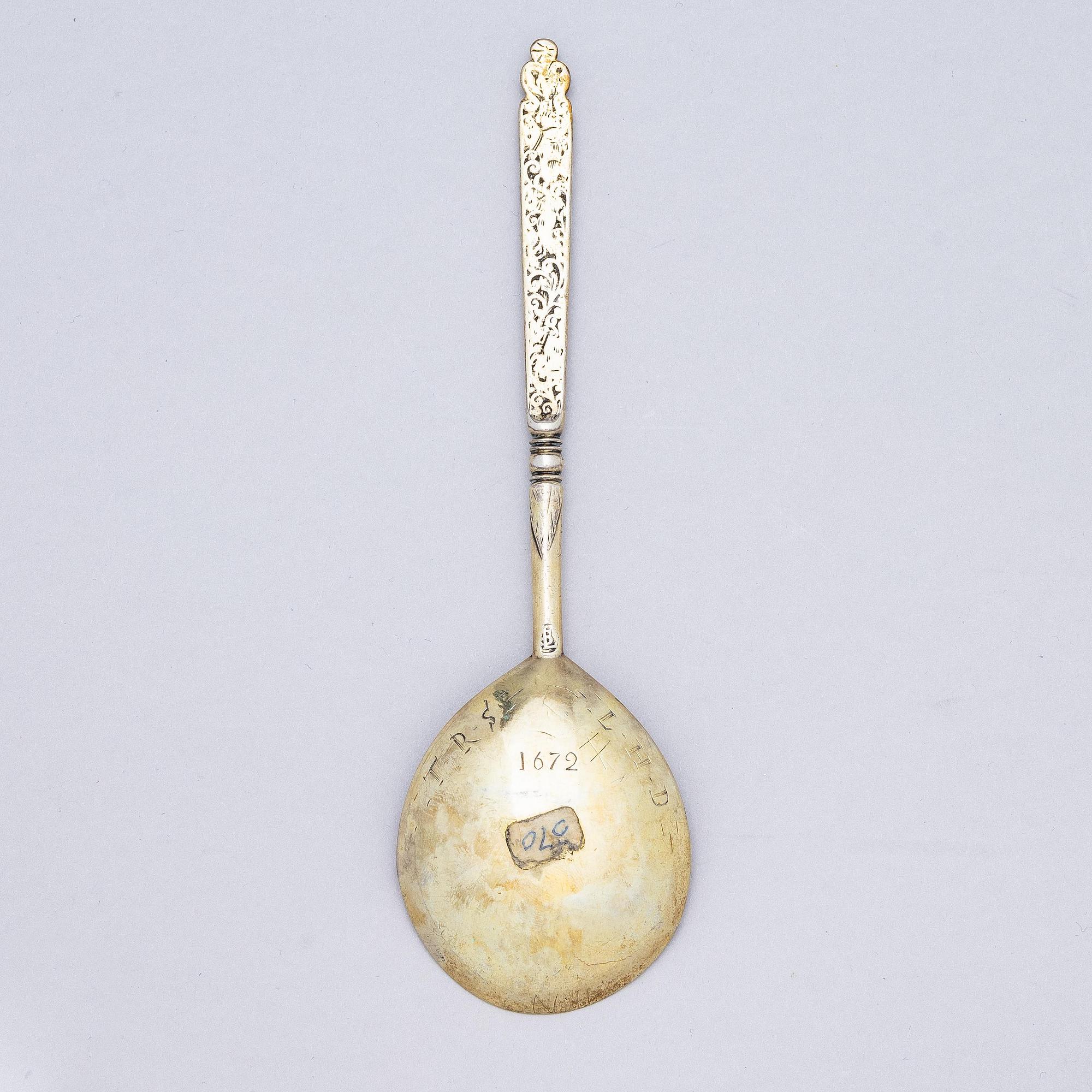 Sked, förgyllt silver, möjligen av Simon Lockert (Stockholm 1655-).