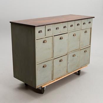 BUTIKSDISK / FÖRSÄLJNINGSDISK, 1900-talets första hälft.