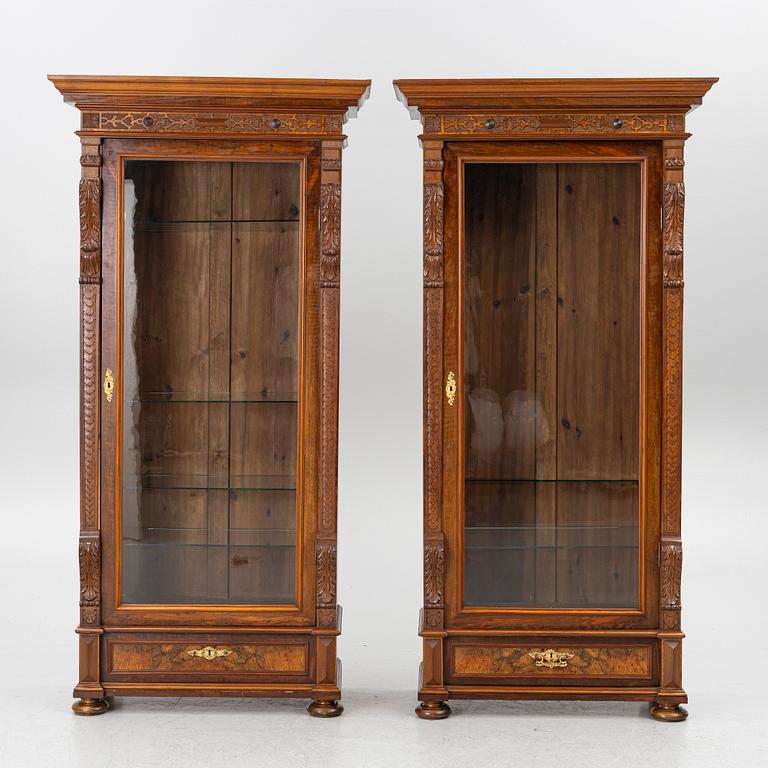 A pair of book cases, circa 1900.
