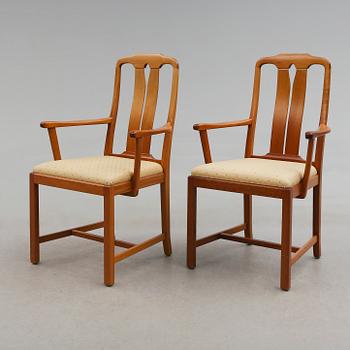 KARMSTOLAR, 1 par, "Ambassadör", Carl Malmsten, Åfors Möbelfabrik, 1900-talets andra hälft.