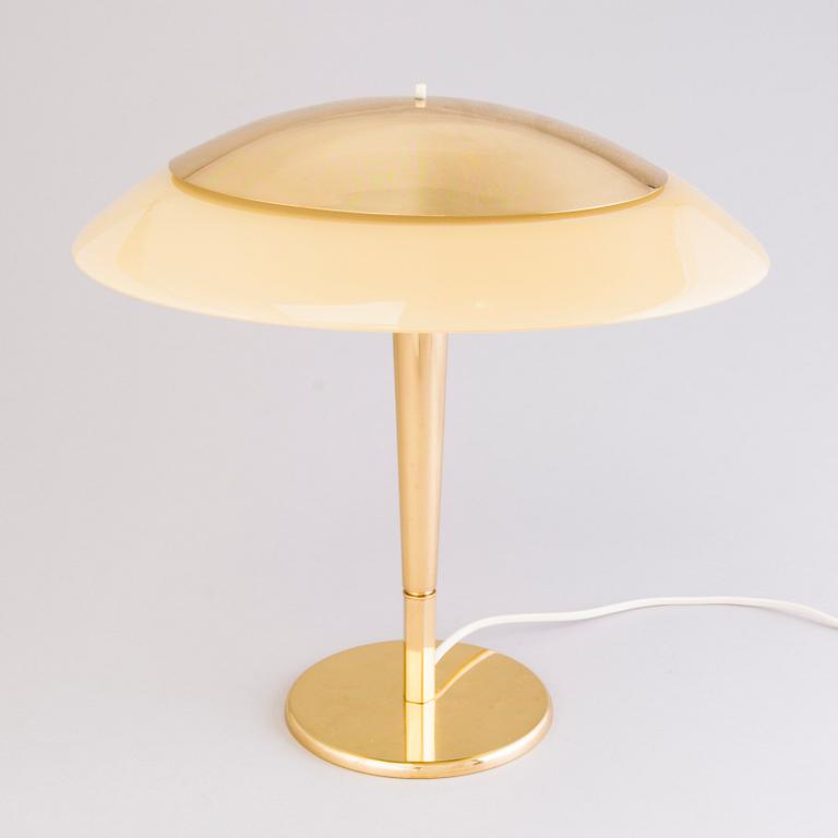 PAAVO TYNELL, a mid-20th-century '5061' table lamp for Taito Oy.