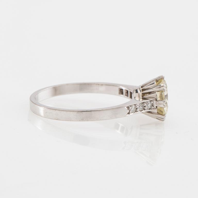 Ring 18K white gold with diamonds approximately 1.62 ct in total, Gothenburg 1953.
