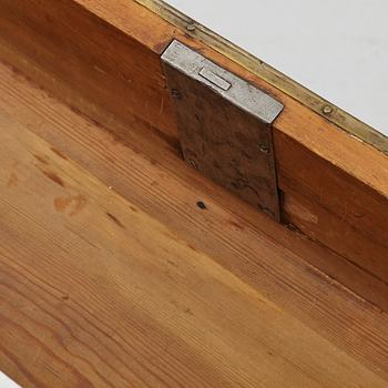 Byrå, Stockholmsarbete, 1700-talets slut, Sengustaviansk.