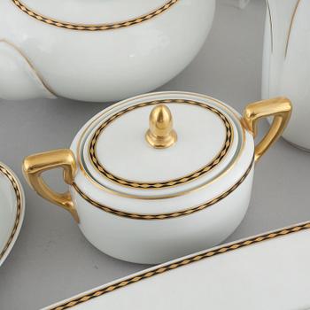 162 pieces of porcelain tableware from mostly Rosenthal, 20th century.