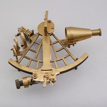 SEXTANT, Stanley, London, 1938.